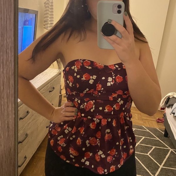 MOVING SALE 🎈 Floral Peplum - Picture 5 of 5